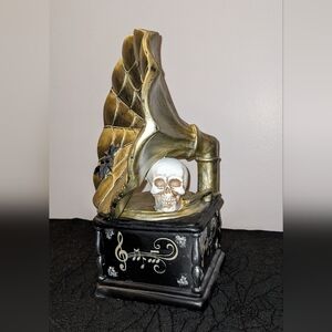 Victorian Gothic Antique Gramophone